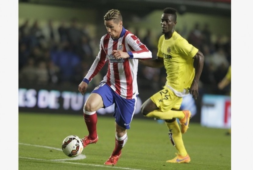 Fernando Torres (kiri) 