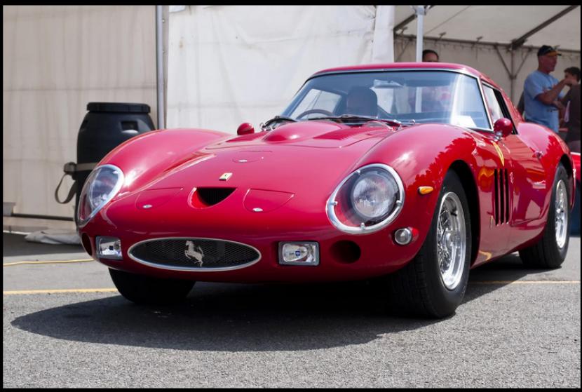 Ferrari 250 GTO lansiran 1962. 