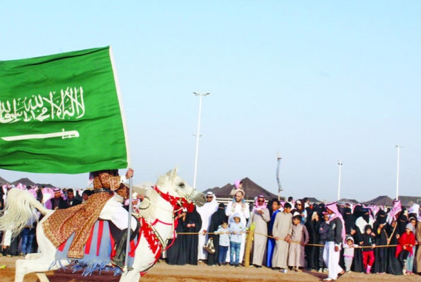 Festivak menunggang kuda di Madinah.