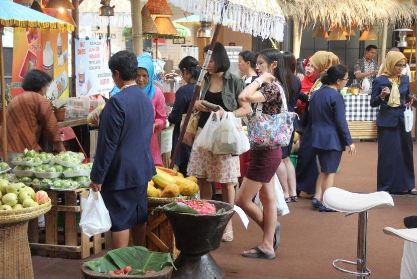 Festival buah dan sayur bertempat di Atrium Utama Street Gallery dari pukul 11.00 sampai 21.00 WIB di Pondok Indah Mall, Jaksel.