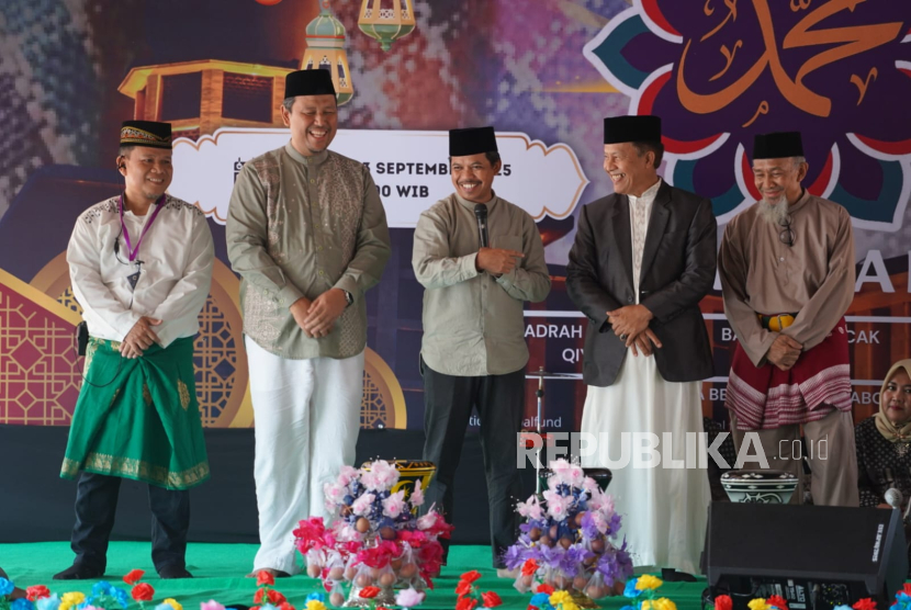 Festival Budaya Maulid Nabi Masyarakat Bawean di Masjid Istiqlal, Jakarta, Sabtu (13/9/2025).