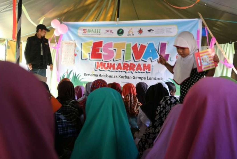 Festival Muharram yang digelar oleh sinergi beberapa lembaga kemanusiaan bersama BMH di Desa Sigarpenjalin, Lombok Utara.