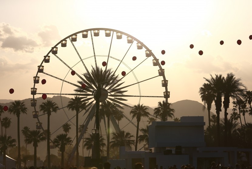 Festival musik Coachella dihelat tiap tahun dan menjadi salah satu agenda musik yang dinanti di AS. Tahun ini, Coachella tak lagi menerapkan protokol kesehatan. Demikian juga dengan Stagecoach.