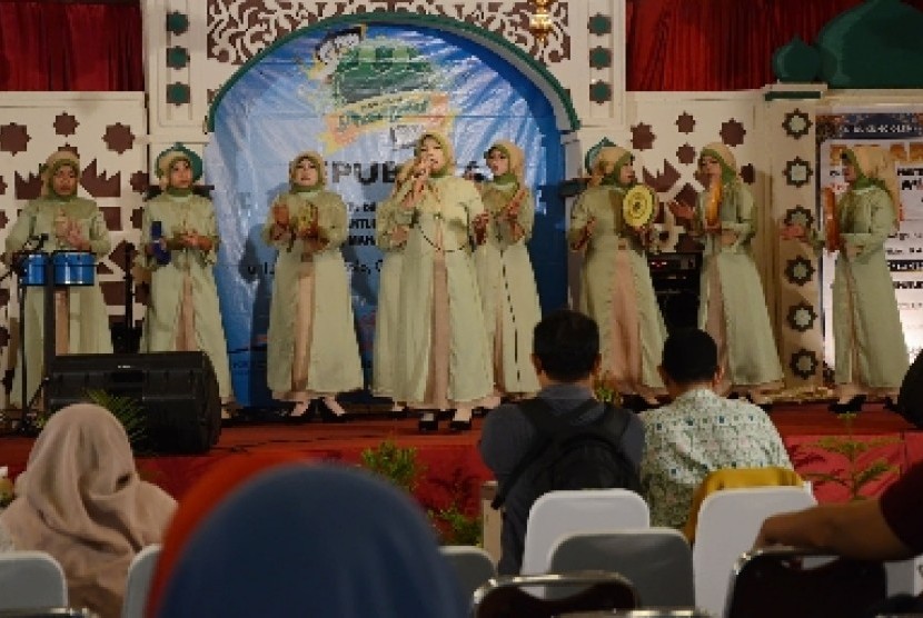 Festival Nasyid yang digelar Republika dan iHAQI di Kota Bandung.