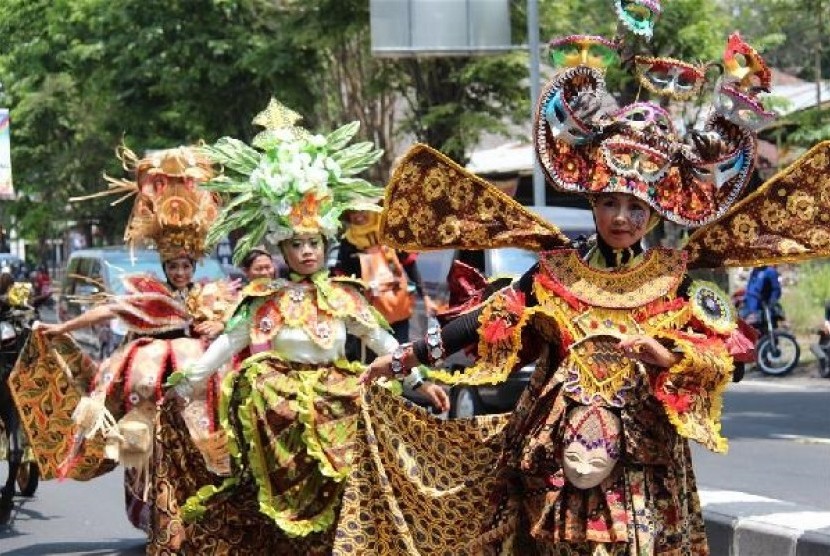 Festival Pelangi Budaya Bumi Merapi