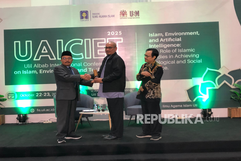 FIAI UII menyelenggarakan UAICIET 2025 di Auditorium Gedung K.H. Wahid Hasyim Fakultas Ilmu Agama Islam (FIAI), Kampus Terpadu UII, Rabu (22/10/2025).  