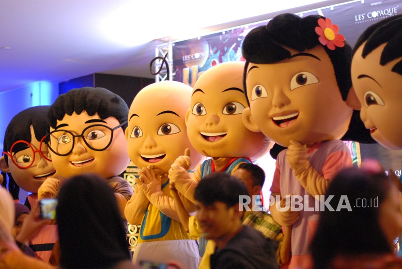 Film Bioskop Upin & Upin. Penggemar film kartun Upin & Ipin hadir pada Meet and Greet film 'Upin & Ipin : Keris Siamang Tunggal' di bioskop Golden Screen Cinema, Kuala Lumpur, Malaysia, Selasa (5/3/2019).