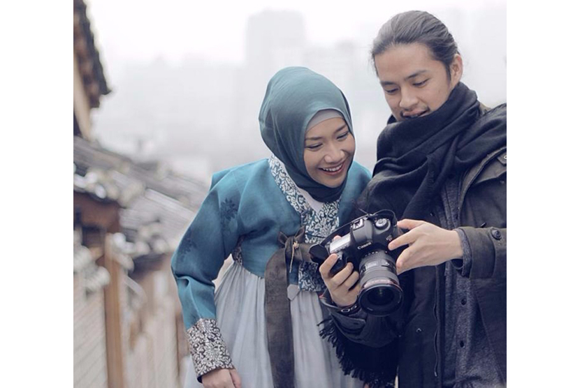 Foto adegan Film Jilbab Traveller