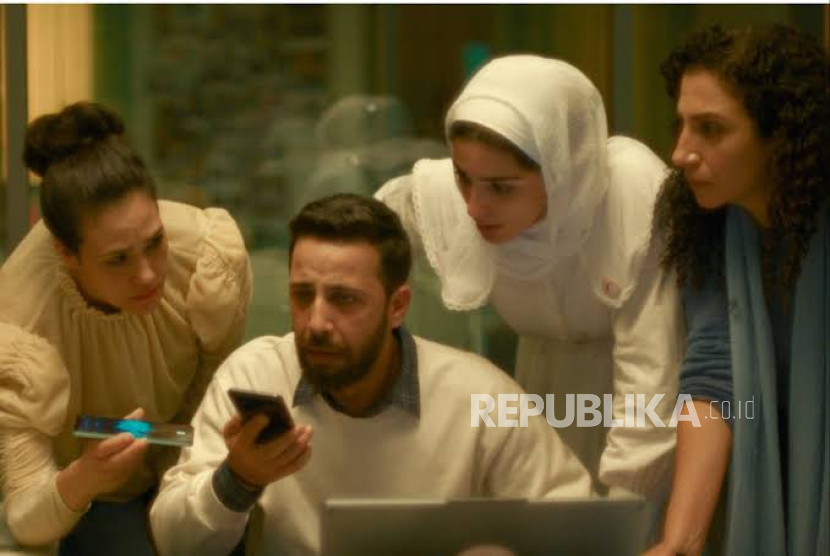 Film The Voice of Hind Rajab. Sutradara asal Tunisia, Kaouther Ben Hania, resmi mengirimkan film terbarunya The Voice of Hind Rajab sebagai wakil Tunisia untuk Academy Awards ke-98 (Oscar 2026). 