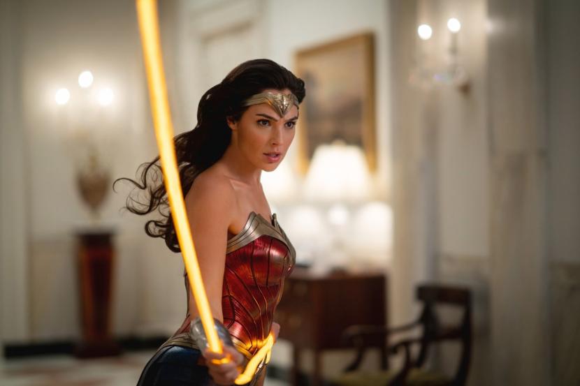 Film Wonder Woman 1984 tayang di bioskop Indonesia mulai 16 Desember 2020.
