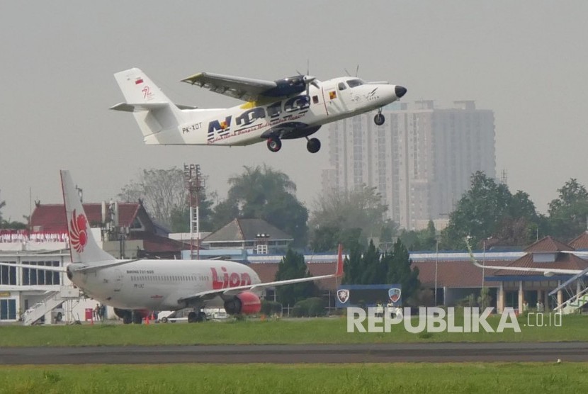 Indonesian National Aviation and Outerspace Institute (LAPAN) hailed the success of the test flight of its N219, made and designed in cooperation with PT Dirgantara Indonesia, on Wednesday (August 16).