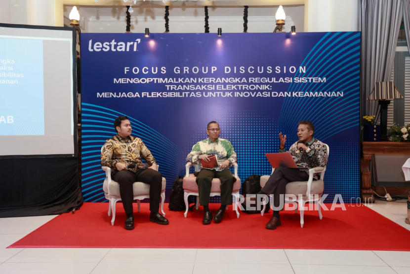 Focus Group Discussion  Dengan tema Mengoptimalkan Kerangka Regulasi Sistem Transaksi Elektronik: Menjaga Fleksibilitas untuk Inovasi dan Keamanan. 