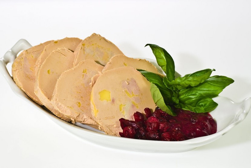 Foie gras atau olahan hati bebek khas Prancis.