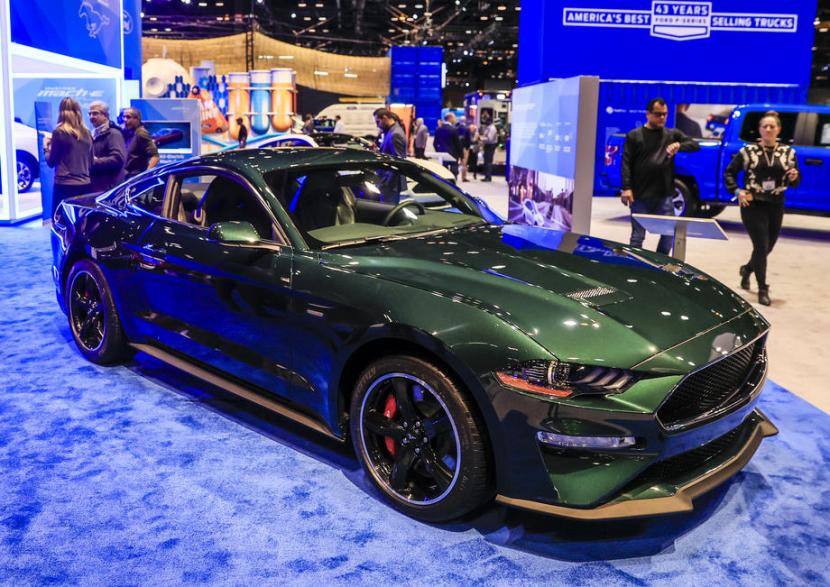 Ford Mustang Bullitt. Ford Mustang menjadi mobil sport terlaris di dunia pada 2019.