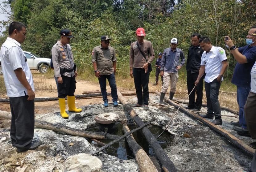 Forkopimcam Sungai Keruh cepat menindaklanjuti hasil rapat terkait penanganan dan pecegahan 'illegal driling' di Kabupaten Musi Banyuasin (Muba) beberapa waktu lalu. 