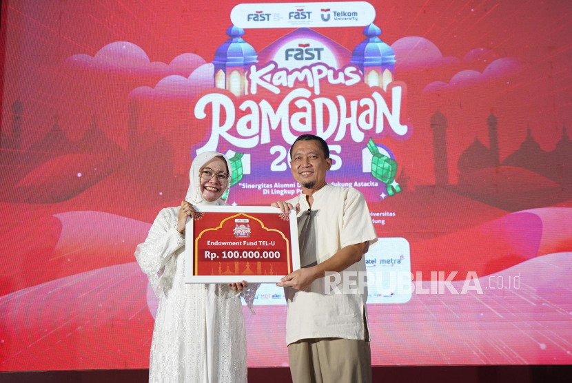 Forum Alumni Telkom University memberikan Endowment Fund Rp 100 juta 