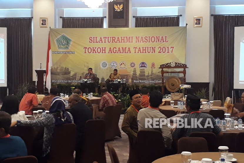 Forum Kerukunan Umat Beragama (FKUB) menggelar kegiatan Silatnas Tokoh Agama dan Rakornas FKUB 2017 di Hotel Royal Kuningan, Jakarta, Rabu (29/11). Kegiatan ini diikuti 362 anggota FKUB dari seluruh kabupaten/kota dan provonsi seluruh Indonesia.