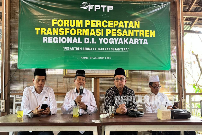 Forum Percepatan Transformasi Pesantren (FPTP) Regional DIY memaparkan gelaran Konferensi Regional Pesantren: Transformasi Kemandirian dengan Adaptasi dan Inovasi, Kamis (7/8/2025).