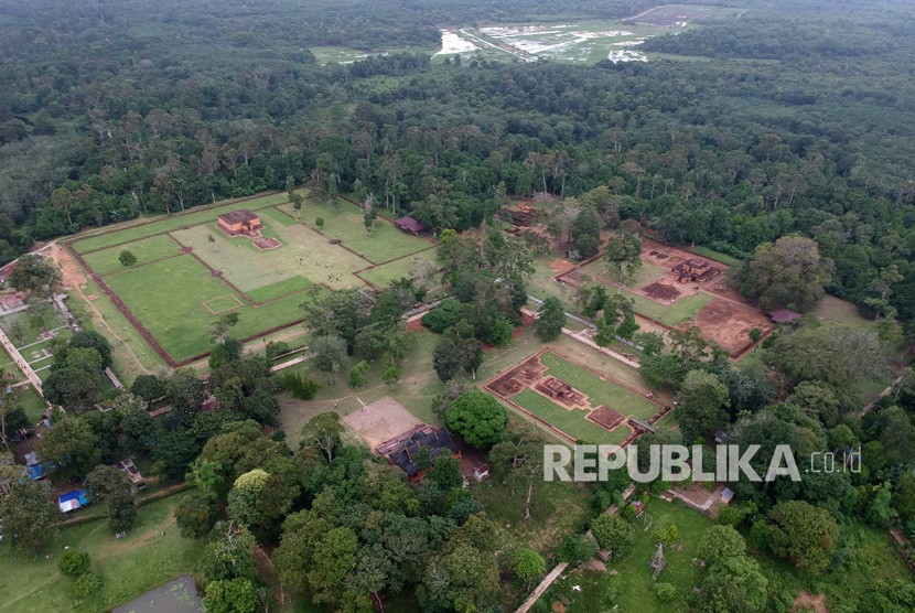 Foto aerial Kawasan Percandian Muarajambi di Muarojambi, Jambi, Ahad (29/12/2019).