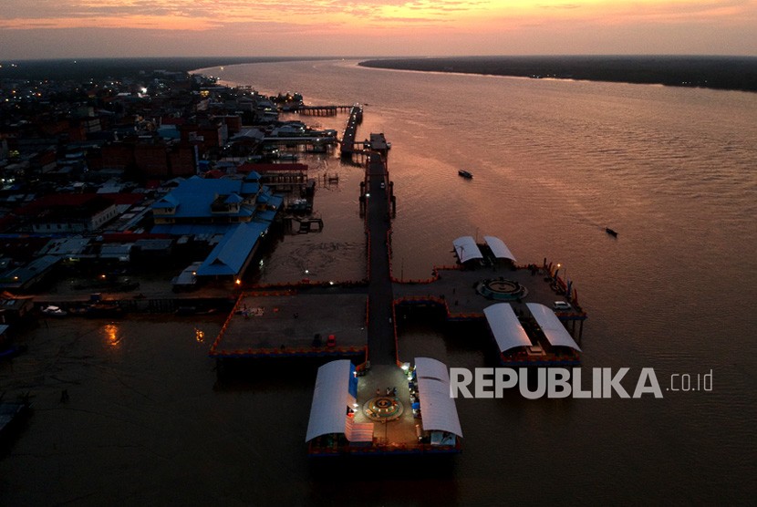 Foto aerial kawasan Waterfront City. Kuala Tungkal di Tanjungjabung Barat. ilustrasi
