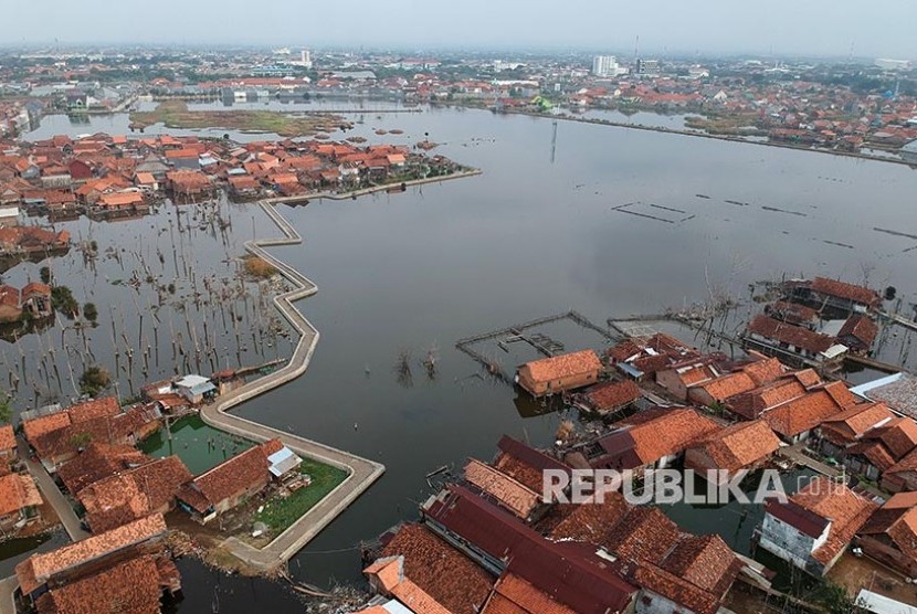 Ancaman Banjir dan Longsor di  Jawa  Tengah  Cukup Tinggi 