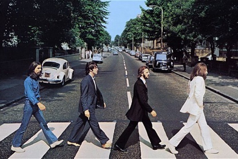 Sampul album Abbey Road milik The Beatles.