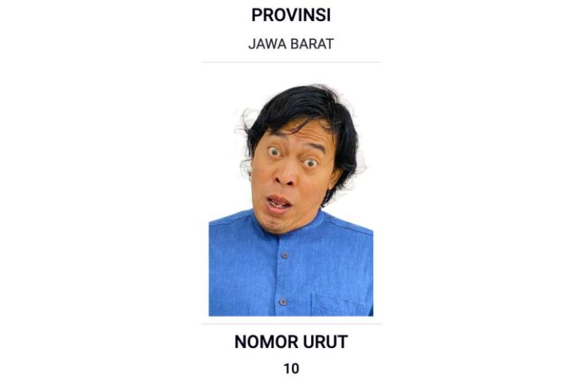 Foto pencalonan Alfiansyah Bustami Komeng sebagai Daftar Calon Tetap Dewan Perwakilan Daerah (DPD) untuk Daerah Pemilihan (Dapil) Jawa Barat yang ditampilkan pada surat suara Pemilu 2024.