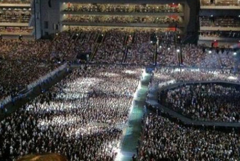 Foto penonton konser Lady Gaga di Jepang yang diunggap di akun Twitter Gaga