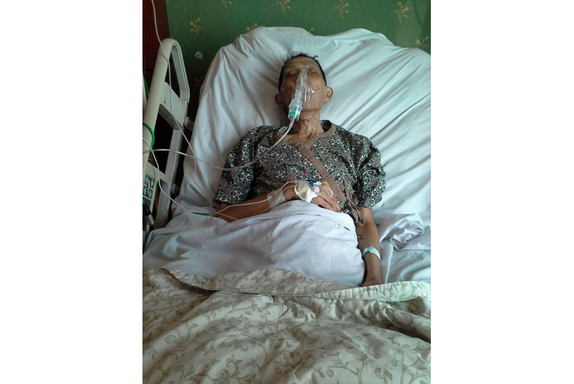 Foto saat terakhir almarhum Idris Sardi ketika dirawat di RS Meilia Cibubur Depok.