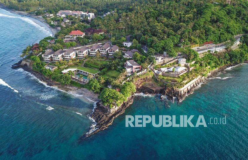 Foto udara bangunan hotel di kawasan wisata Senggigi, Lombok Barat, NTB. Ilustrasi.