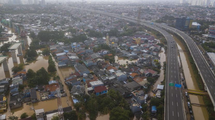 Foto udara banjir di Cipinang Melayu, Jakarta Timur