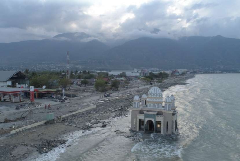Foto udara kondisi Palu pascagempa dan tsunami, Selasa (2/10). 