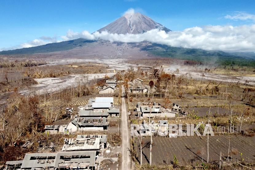 Letusan gunung semeru 2021