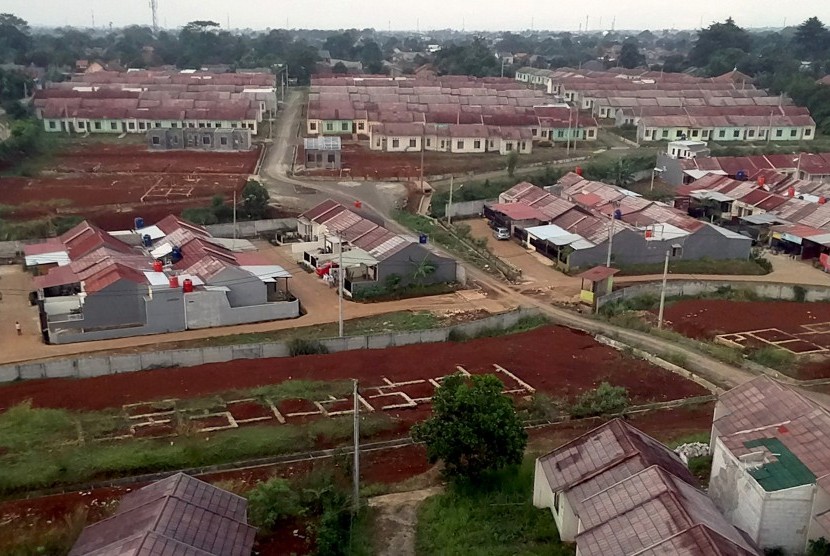 Foto udara perumahan subsidi di Bogor, Jawa Barat, Sabtu (30/3/2019).