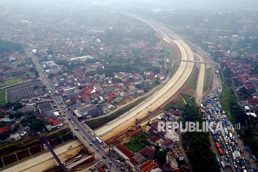 Jalur Bogor Ke Sukabumi Macet Mulai Dari Exit Tol Bocimi