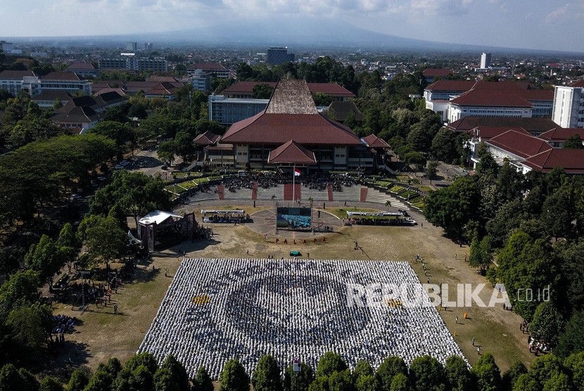 Pemandangan Universitas Gadjah Mada (UGM) di Kabupaten Sleman, Provinsi Daerah Istimewa Yogyakarta, Jumat (9/8/2019). 