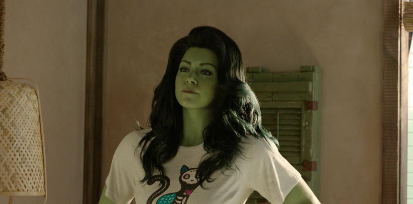 Foto yang dirilis oleh Disney+ memperlihatkan Tatiana Maslany dalam salah satu adegan serial She-Hulk: Attorney at Law. Serial tersebut tayang mulai Kamis (18/8/2022).