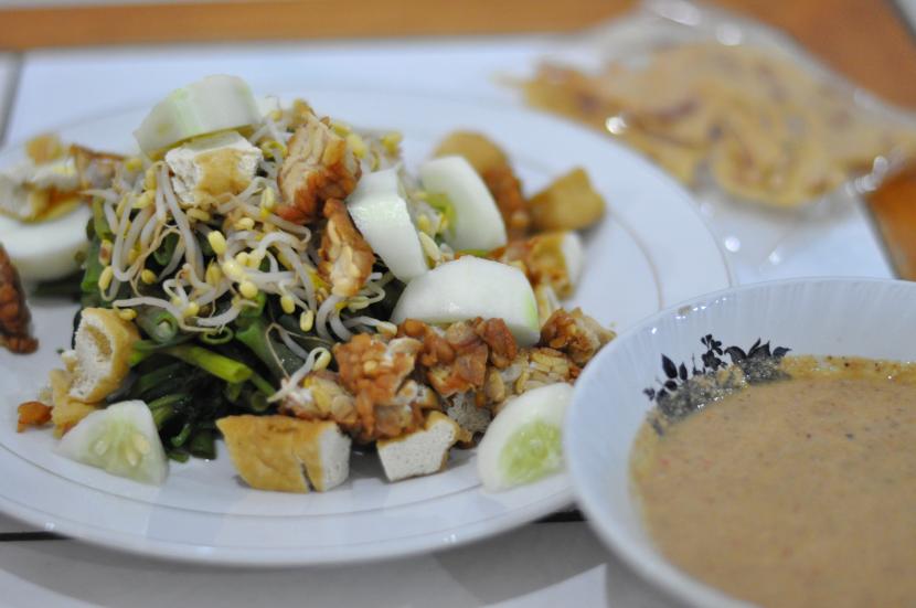 Gado-gado, salad khas Indonesia, ternyata dipengaruhi budaya Portugis (Foto: Gado-Gado)