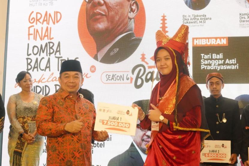 Fraksi Partai Keadilan Sejahtera DPR RI menggelar Grand Final Lomba Baca Teks Proklamasi Mirip Bung Karna Edisi ke-6 di Provinsi Bali Selasa (22/8/2023). 