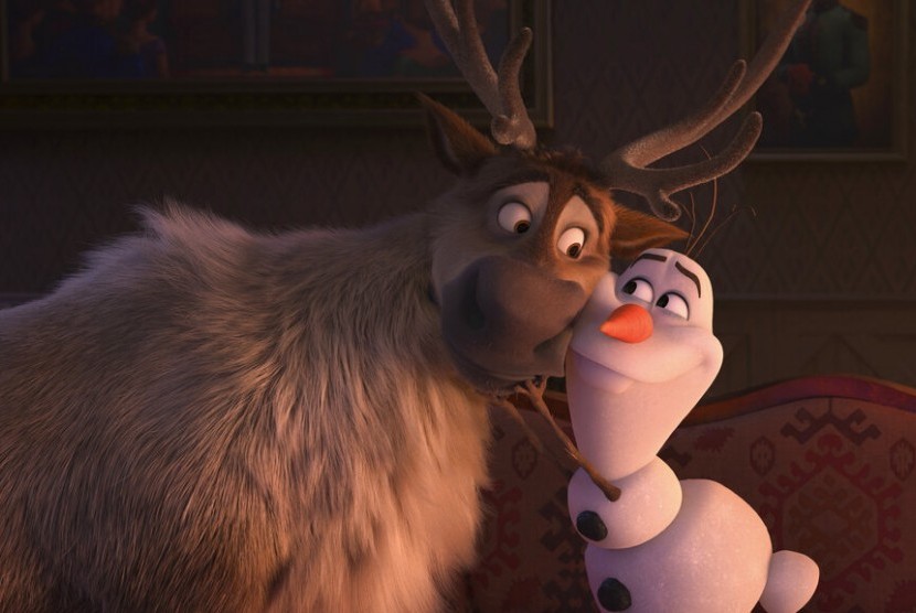 Makhluk salju Olaf dari film Frozen. Episode pertama At Home With Olaf telah tayang di Youtube untuk hibur anak-anak di rumah.