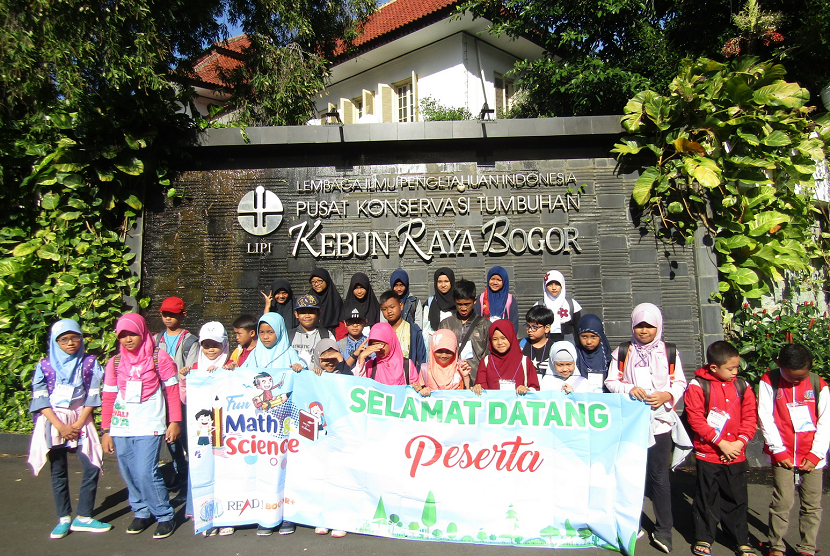 Fun Math and Science (FMS) bersama tim KPM Bogor, Rabu (19/12) lalu.