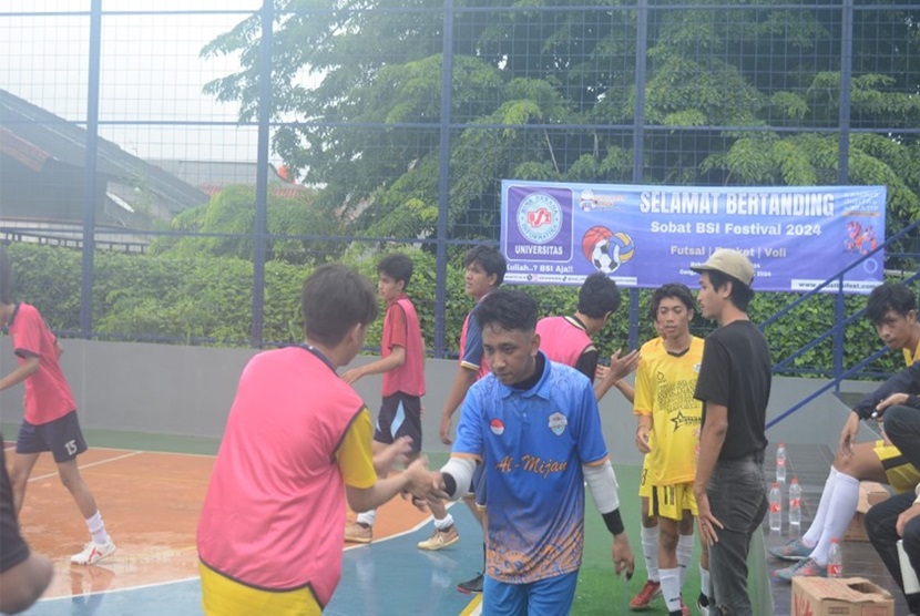 Futsal Competition telah berlangsung di Universitas BSI di kampus Cengkareng pada Selasa (30/1/2024). Tim Futsal ini diikuti oleh mahasiswa dari beberapa lokasi Universitas BSI  yakni Kampus Cengkareng, kampus Ciledug, kampus Kampus Kramat,  Kampus Slipi, Kampus BSD, Kampus Ciputat dan Kampus Tangerang. 