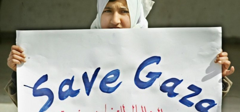 Gadis Palestina memprotes blokade Israel atas Gaza