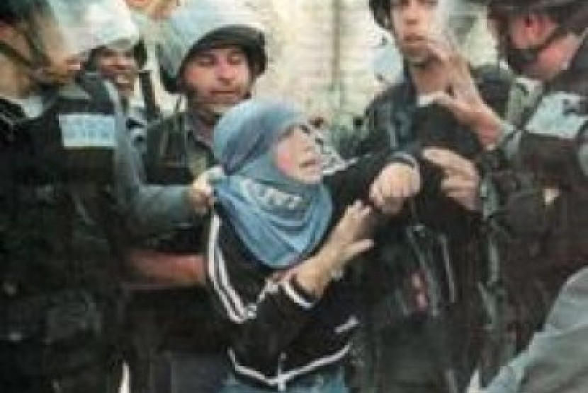 Gadis Palestina yang ditangkap tentara Israel (Ilustrasi)