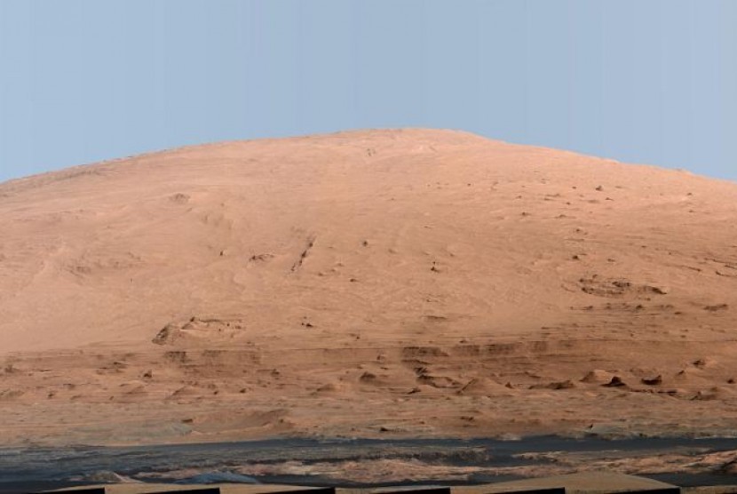 Gambar pegunungan di Mars yang diambil oleh Mastcam 