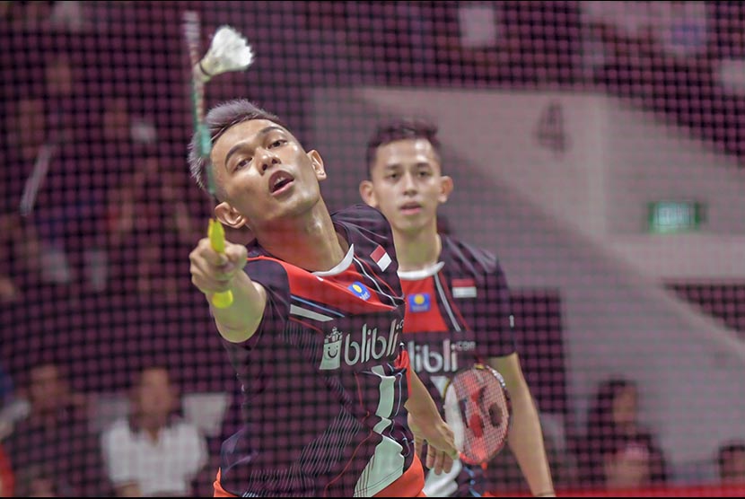 Ganda putra Indonesia Fajar Alfian (kiri) danMuhammad Rian Ardianto menjadi penentu kemenangan tim putra Indonesia atas Korsel di BATC 2020.