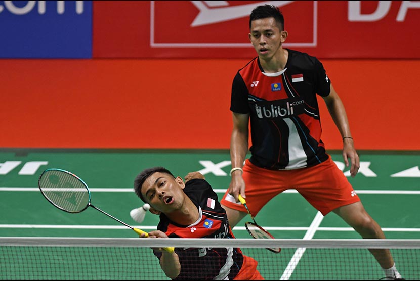 Ganda putra Indonesia Fajar Alfian (kiri) dan Muhammad Rian Ardianto akan menjadi ganda utama pada final Piala Thomas 2020 di Aarhus, Denmark.