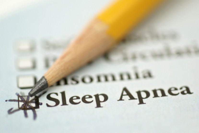 Gangguan tidur sleep apnea dapat terjadi pada orang dengan lidah berlemak.