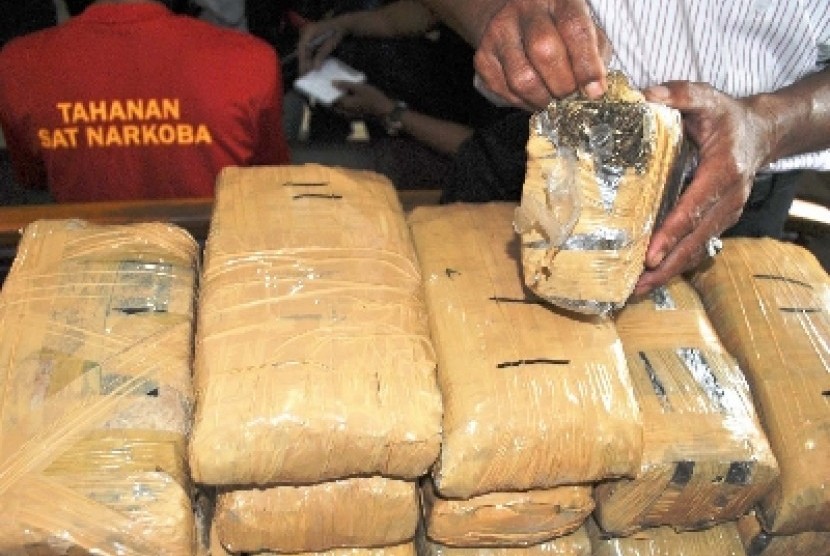 Ganja kering yang berhasil disita polisi (ilustrasi). Aparat Kepolisian Resor Blitar Kota, Jawa Timur, membongkar modus penjualan narkoba yang memanfaatkan jasa ekspedisi.