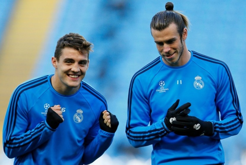 Gareth Bale (kanan)